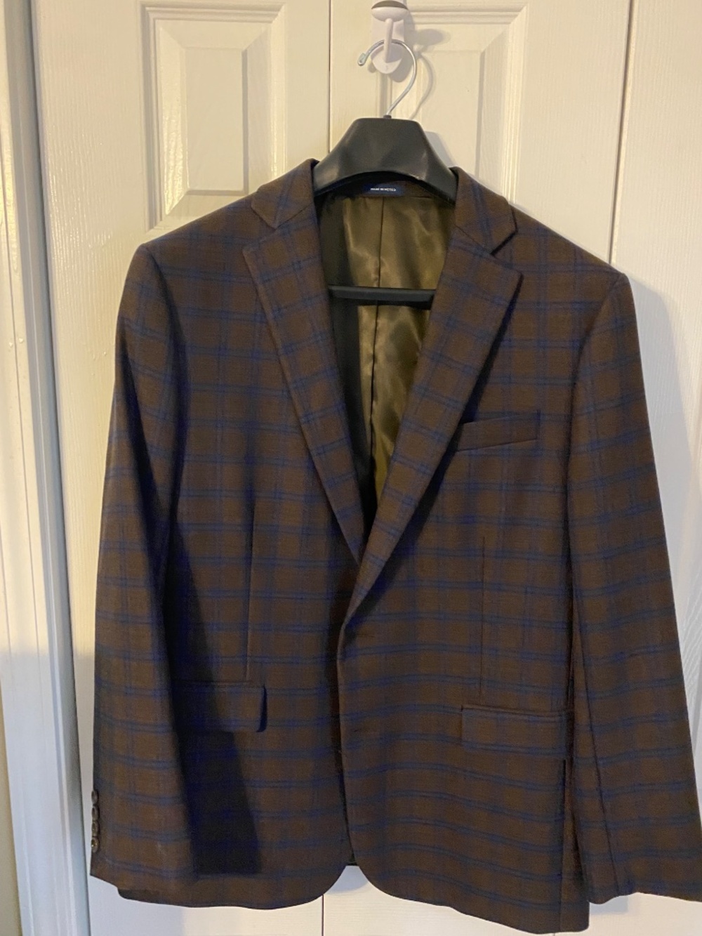 Blazer - Picture 5 of 5